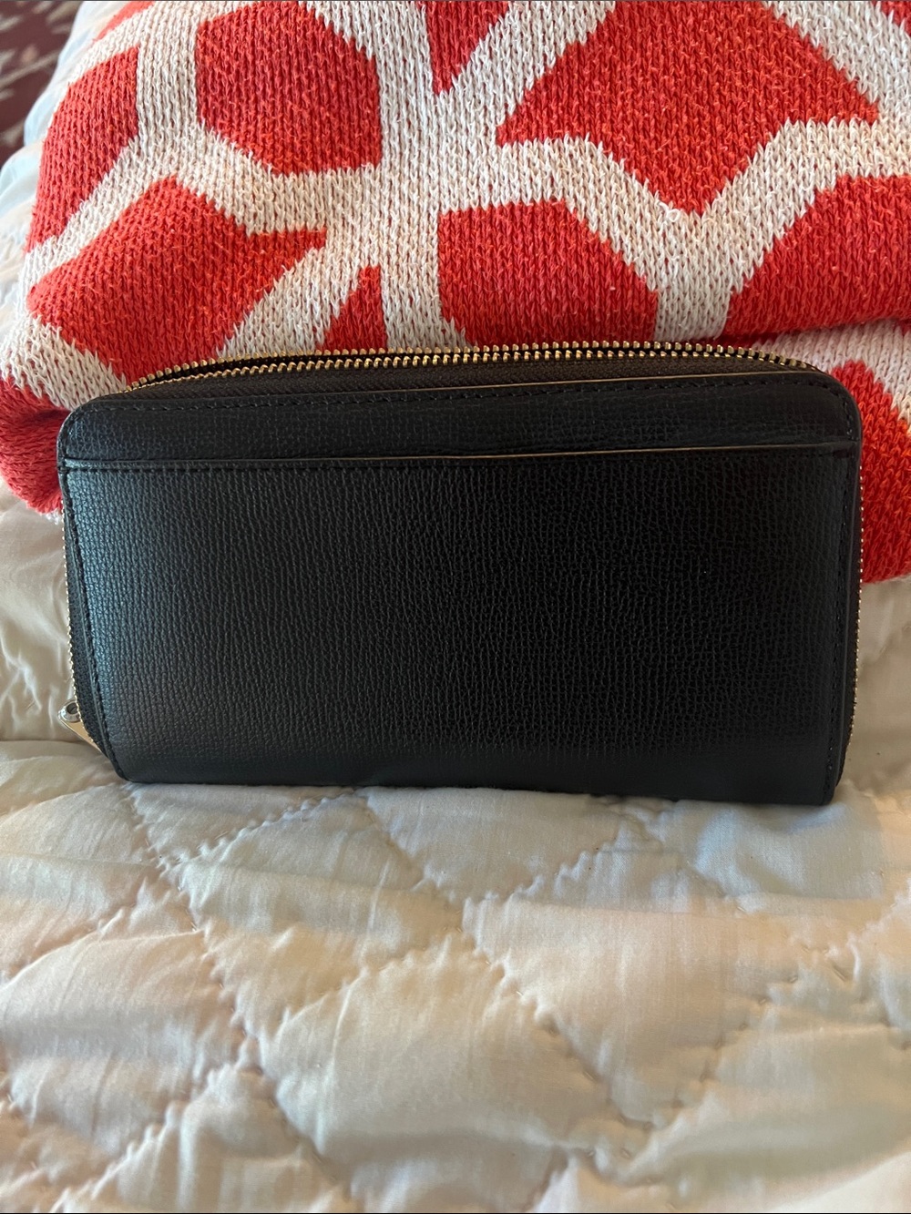 Henri bendel large zip up wallet - Picture 3 of 8